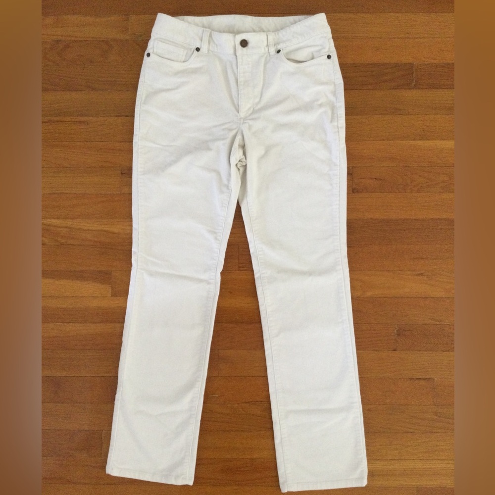 L.L.Bean off white corduroy pant, Favorite fit, size 6